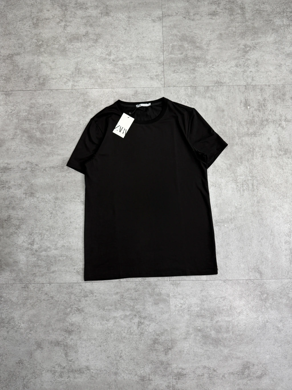 Camiseta Lisa Zara
