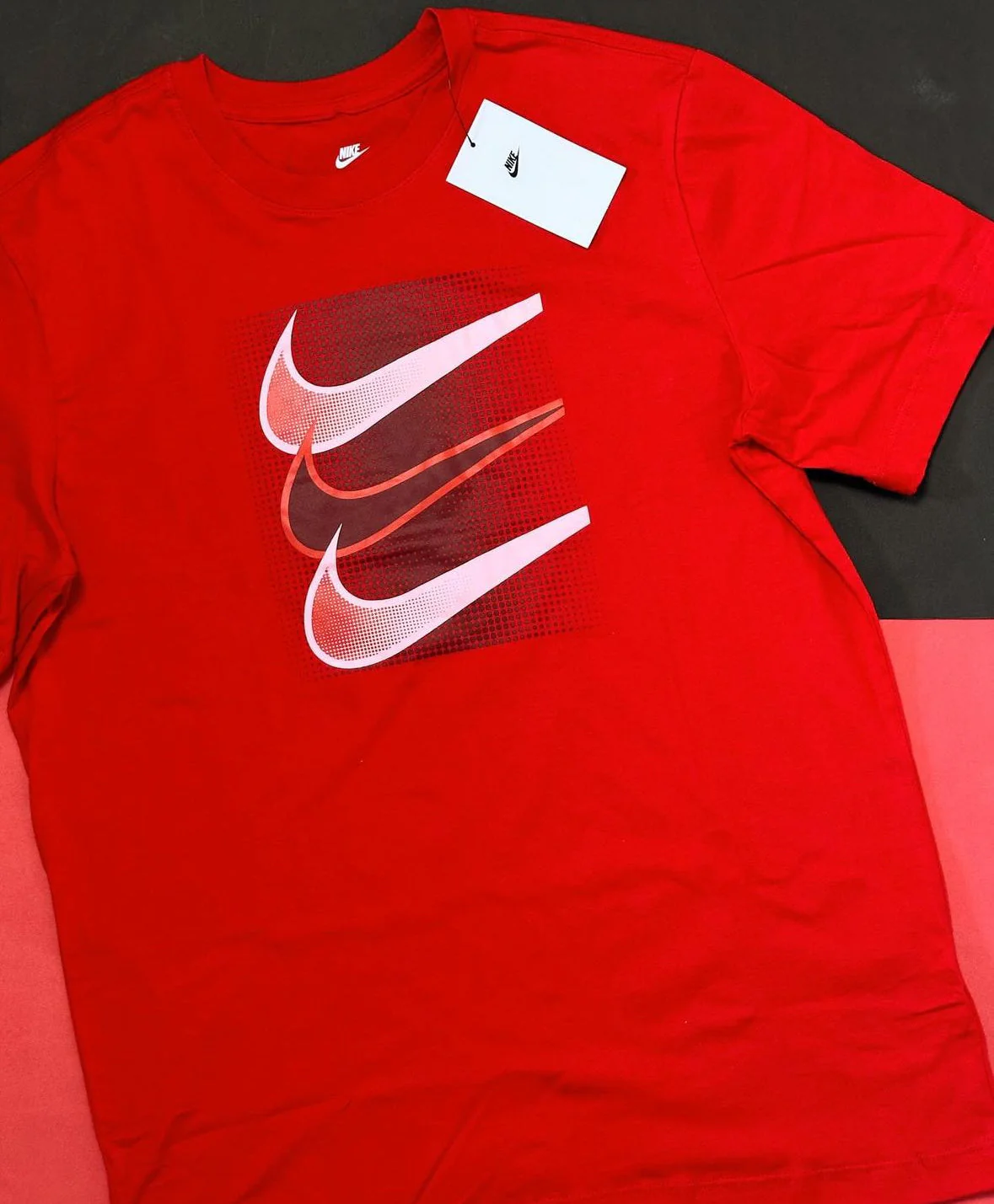 Camiseta NK Triple Swoosh Vermelha