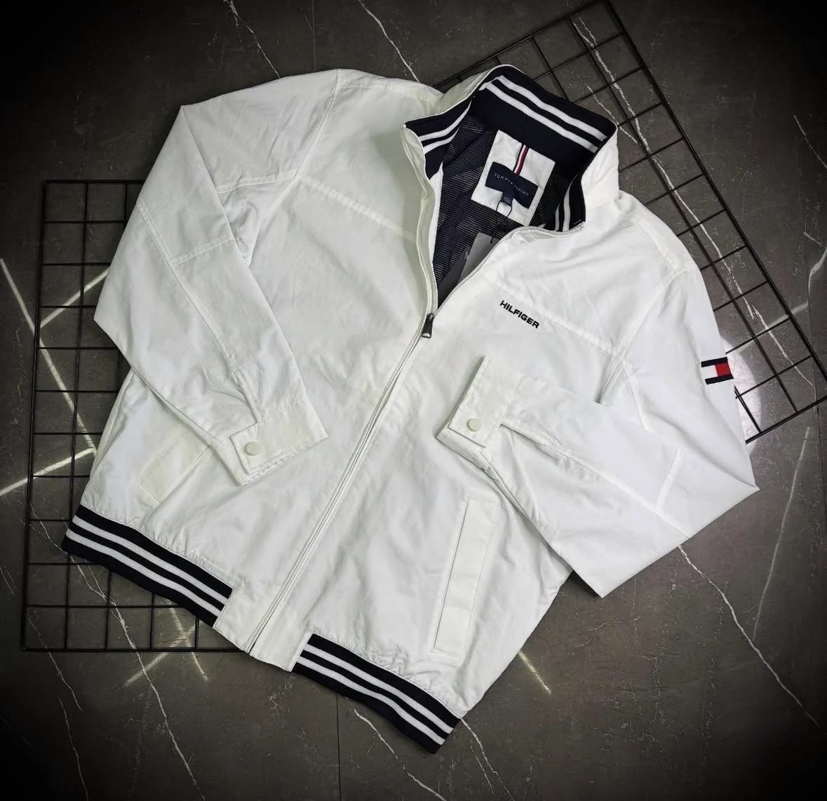 Jaqueta Tommy Velejador Modelo Antigo - Branca