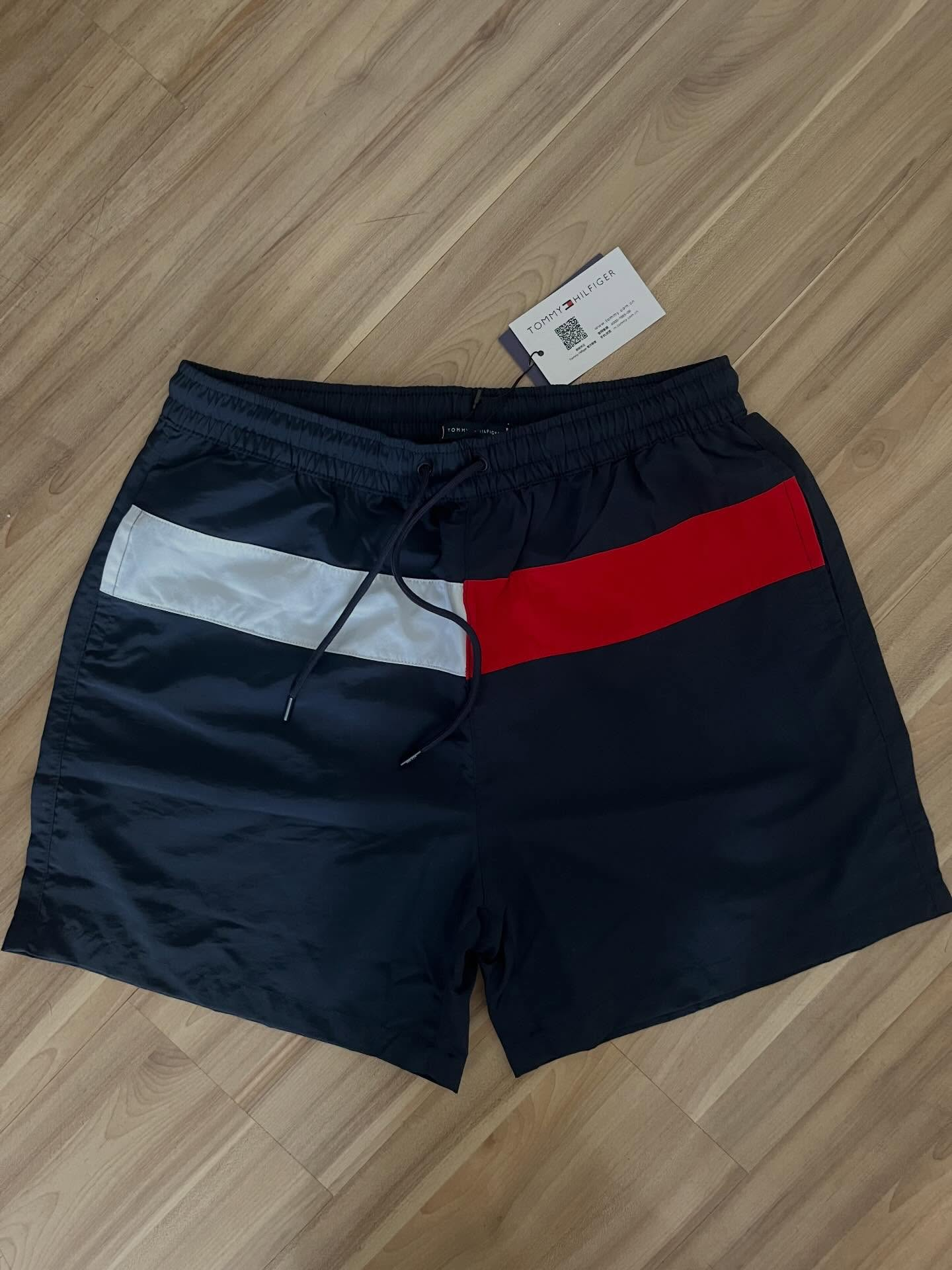 Short Tommy Exclusivo